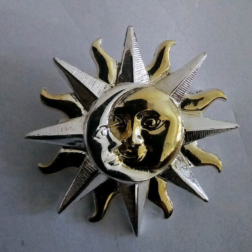 Anne Klein silver moon gold sun faces brooch classic all American luxury - Picture 4 of 5